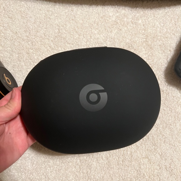 Beats headphones - Picture 5 of 10